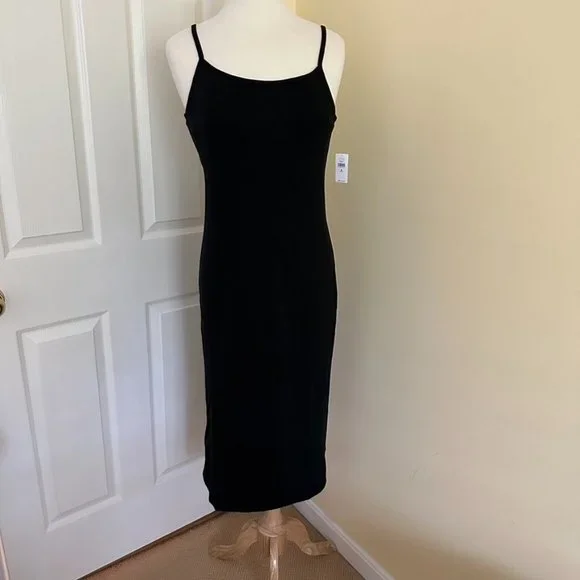 roisin halter midi dress Roisin Slinky Maxi Dress / Navy | MESHKI